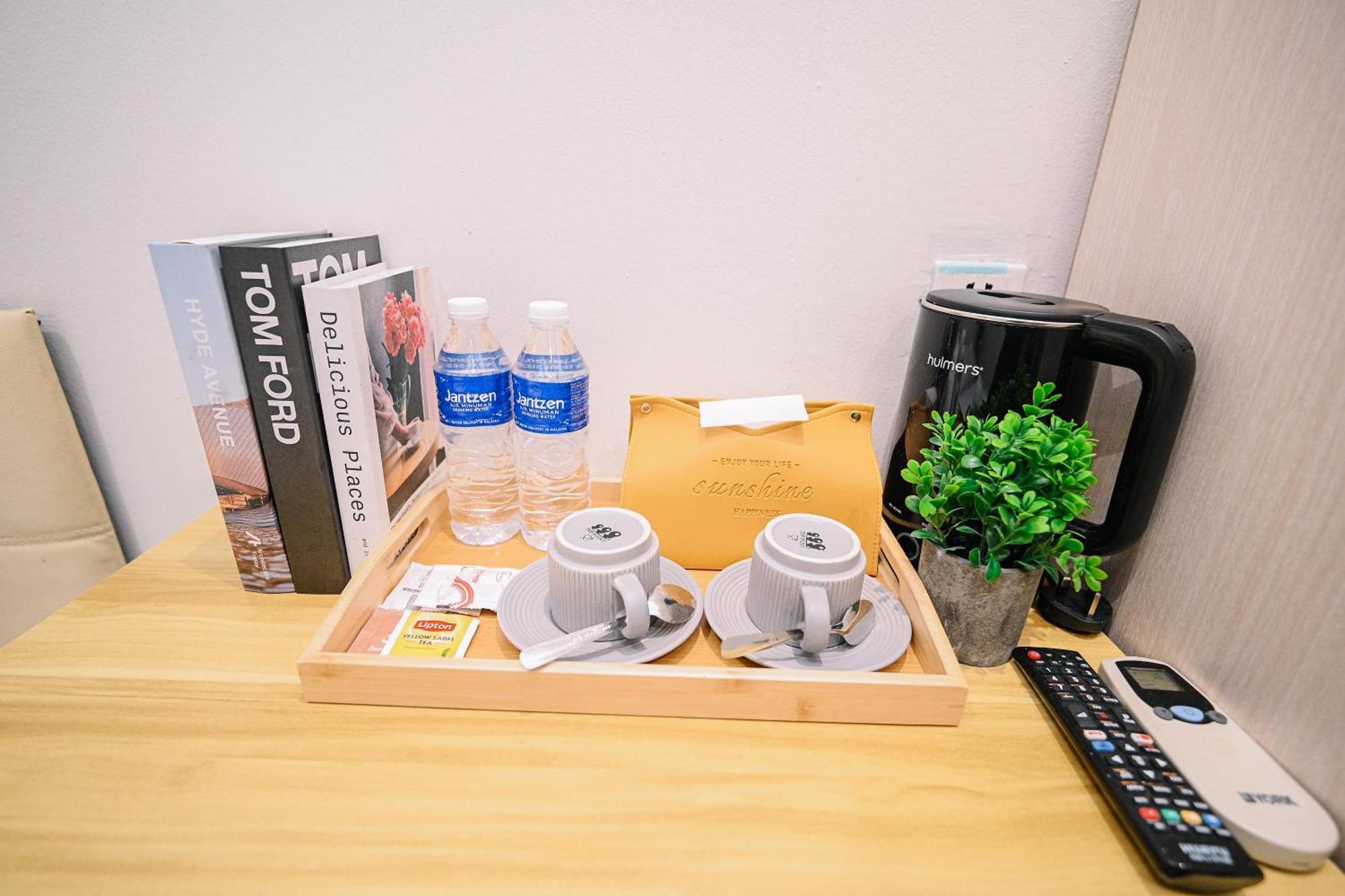 スワン コテージ ホテル ペタリンジャヤ エクステリア 写真